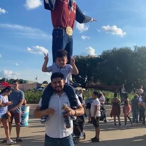 Meet your Posher, Juan